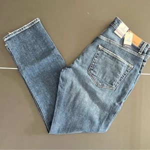 Johnnie O Men’s Jean.